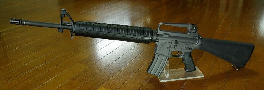 東京マルイ コルト M16A2 300連射マガジン付き