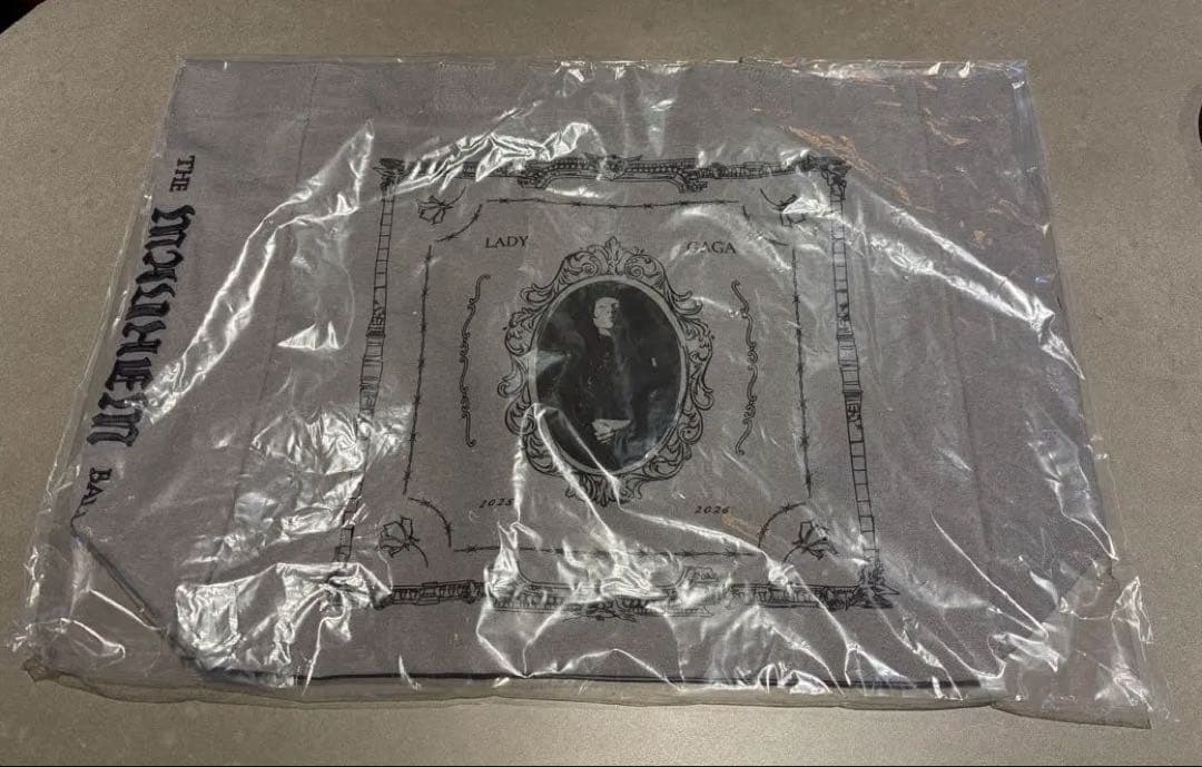 LADYGAGA 会場限定：OPERA HAUS TOTE（GRAY）