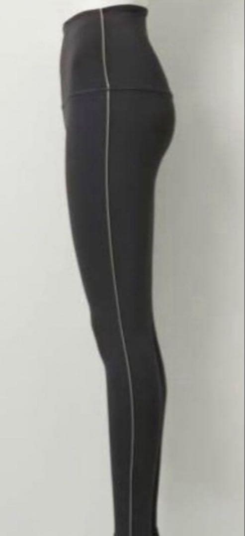 新品未使用　滝沢眞規子さん　TAKIMAKI トレーニングウェア　上下