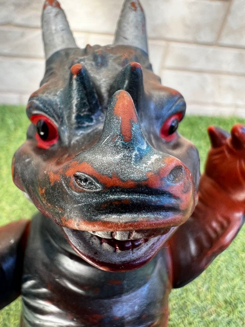 希少ビンテージ円谷プロ　マルサン　ウルトラQ地底怪獣パゴス約22.5cm