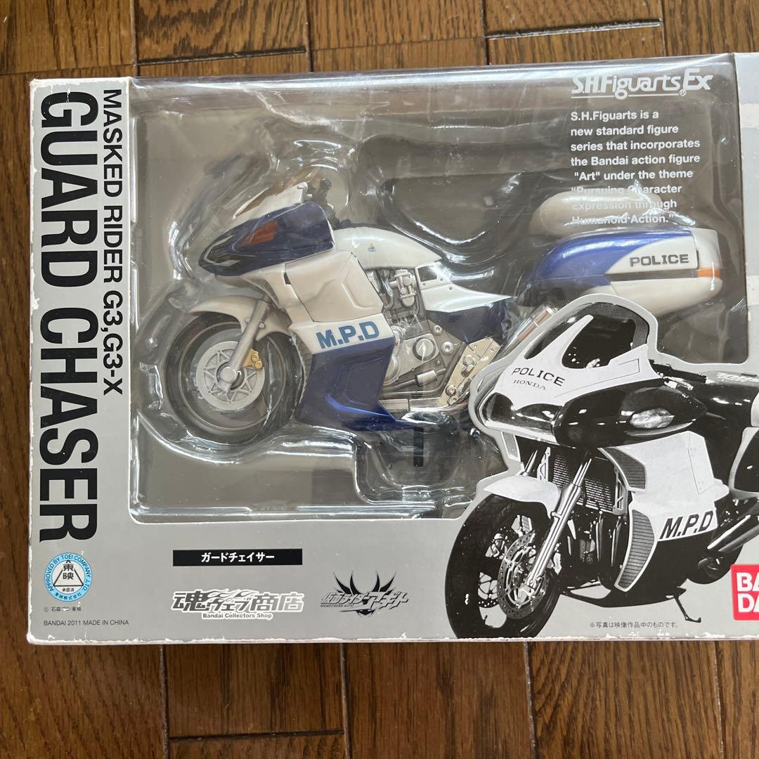 S.H.Figuarts MASKED RIDER 仮面ライダーアギト