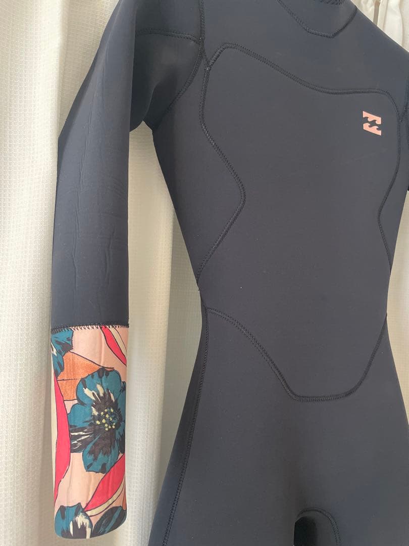 BILLABONG フルスーツ L レディース
