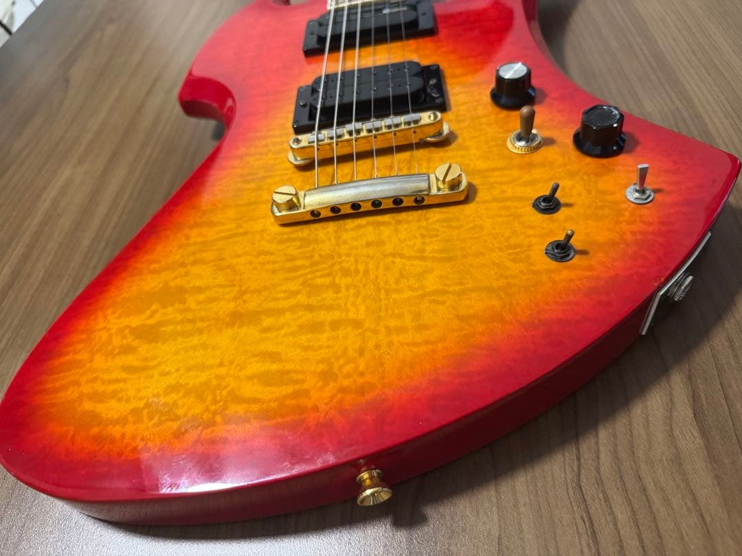 Burny MG-145S Cherry Sunburst hideモデル