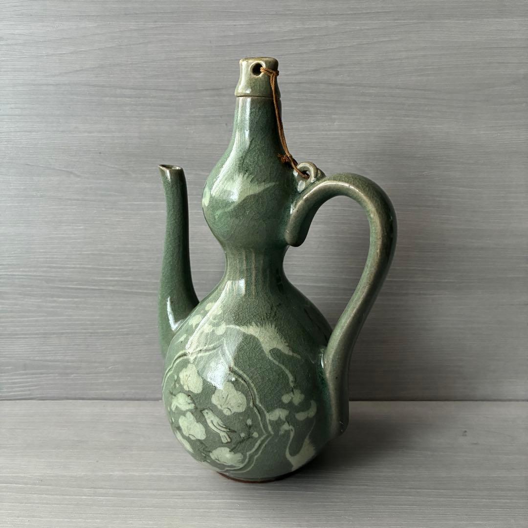 青磁象嵌瓢形水柱　水差し 徳利　壺　梅　鶴　茶道具　雲鶴文