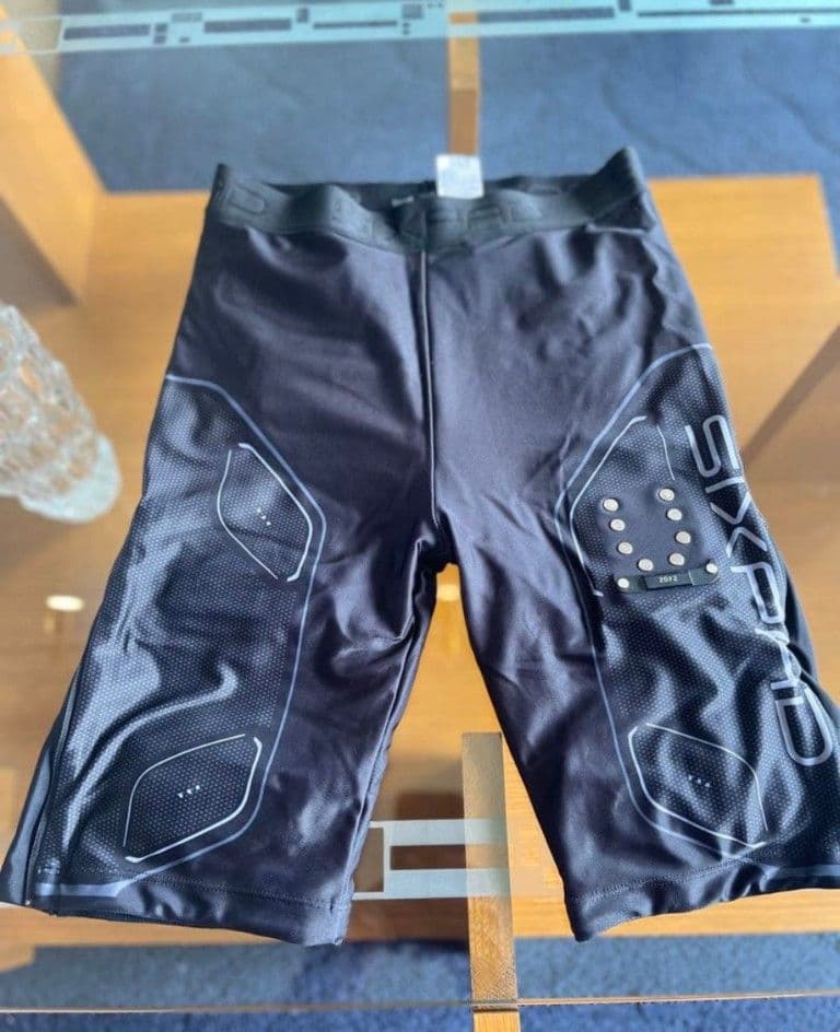 【極美品】MTG SIXPAD シックスパッド パワースーツ アブズ　上下