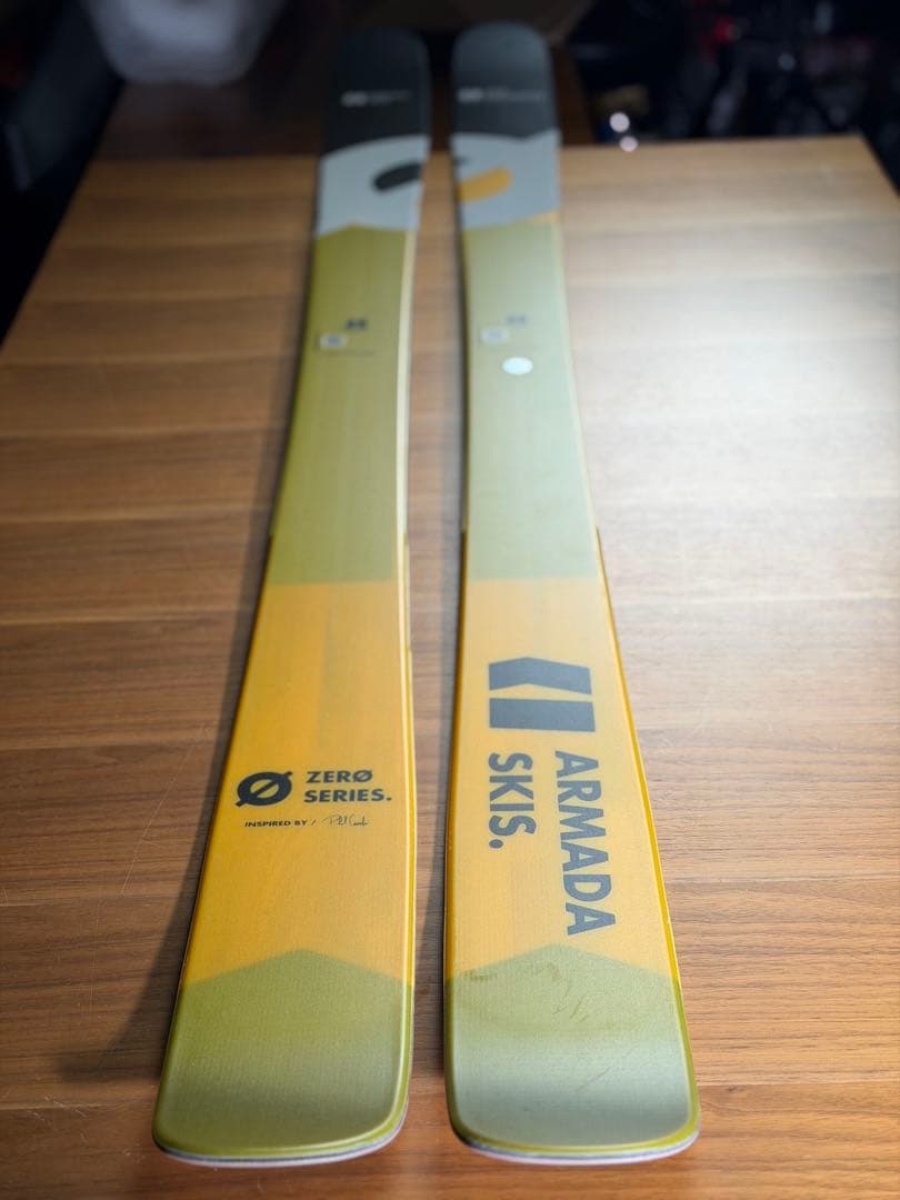 Armada Bdog Edgeless 172cm アルマダ エッジレス