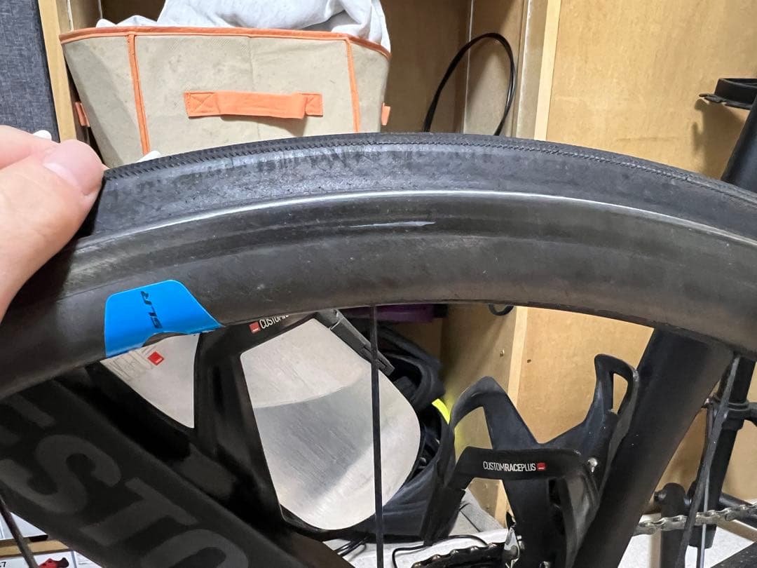 ジャイアントSLR1カーボンホイール