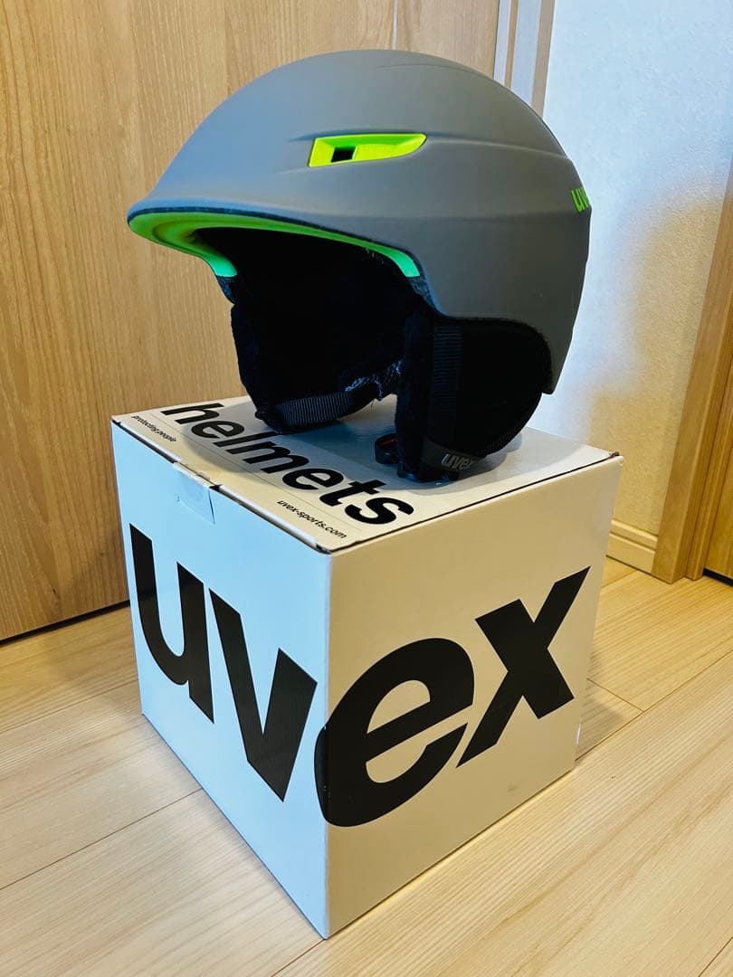 uvex スキー・スノーボード ヘルメット 57-60cm 美品・無事故