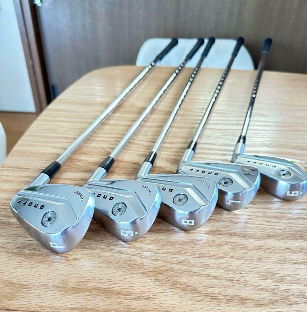 オノフ　アイアン　クロ　2021 6〜P 5本