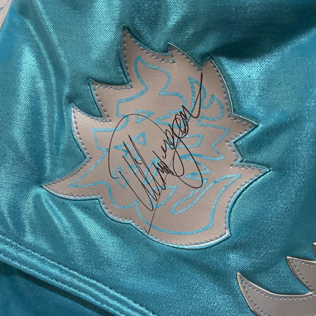 ウルティモドラゴンサイン入りマスク