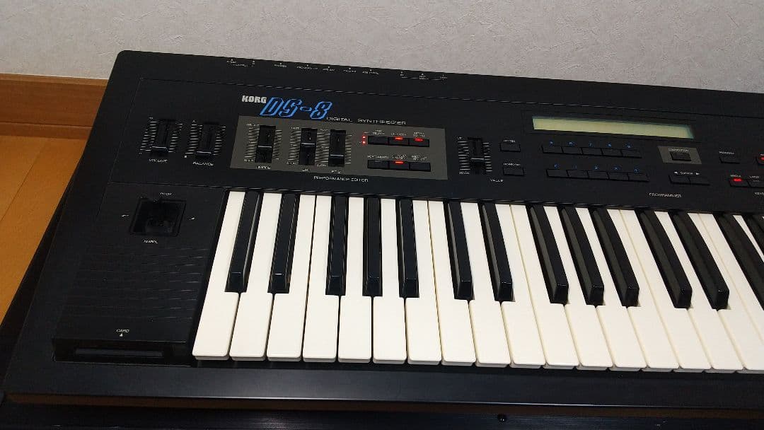 【純正ハードケース付き】希少 KORG DS-8 シンセサイザー