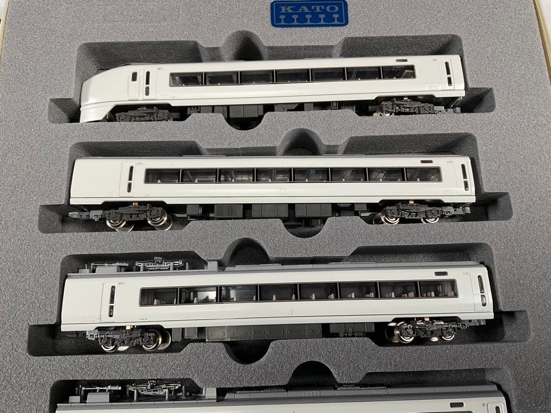 KATO 10-164 651系　スーパーひたち　交直両用特急形電車