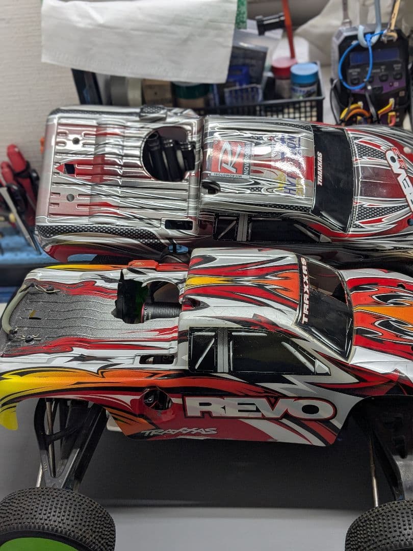 トラクサス レボ GPよりの電動変換仕様車　新品ボデー付き