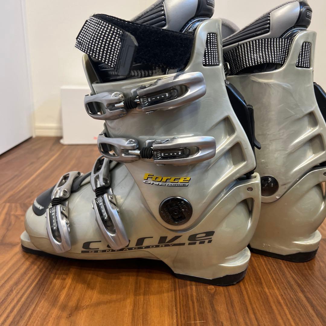 GEN FACTORY スキーブーツ 27サイズ