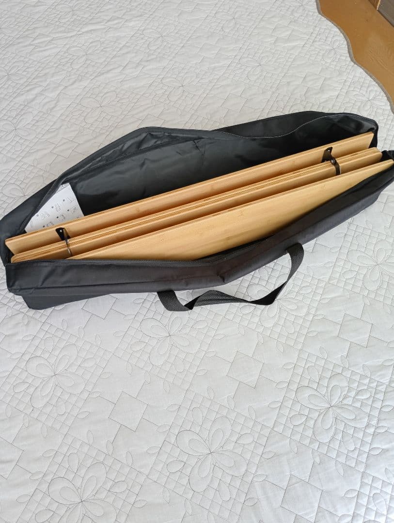 キャンプテーブル　折りたたみテーブル 90x65cm