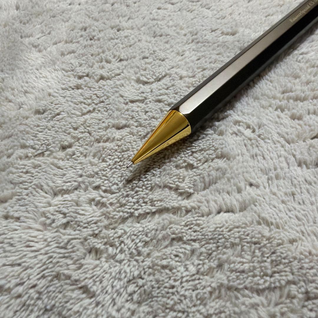 カヴェコスペシャル　伊東屋限定　オリーブブラウン　0.5mm