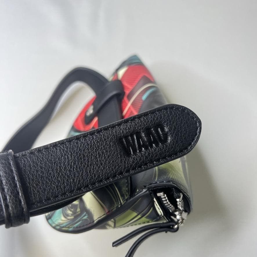 新品　未使用　WAAC ワック　ウエストポーチ　韓国ゴルフブランド