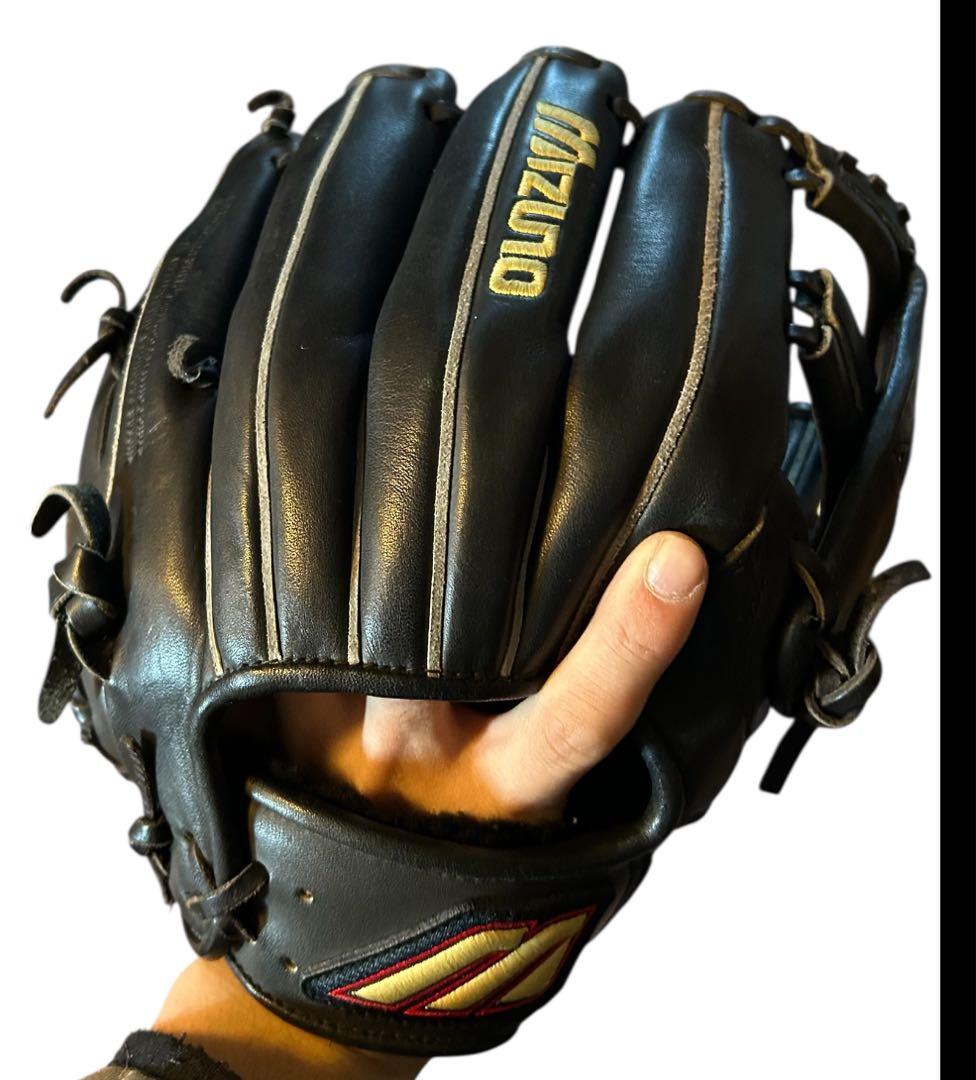 美品　ミズノ ビクトリーステージ　ビックM 黒 グローブ 右手用