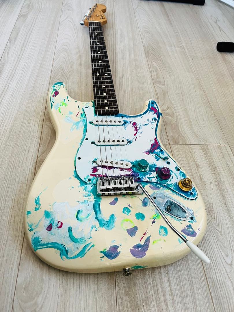 Fender Stratocaster ペイントあり