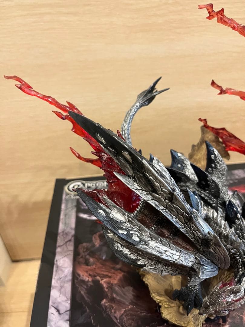 【希少初版版】カプコン モンスターハンター 天彗龍 バルファルク
