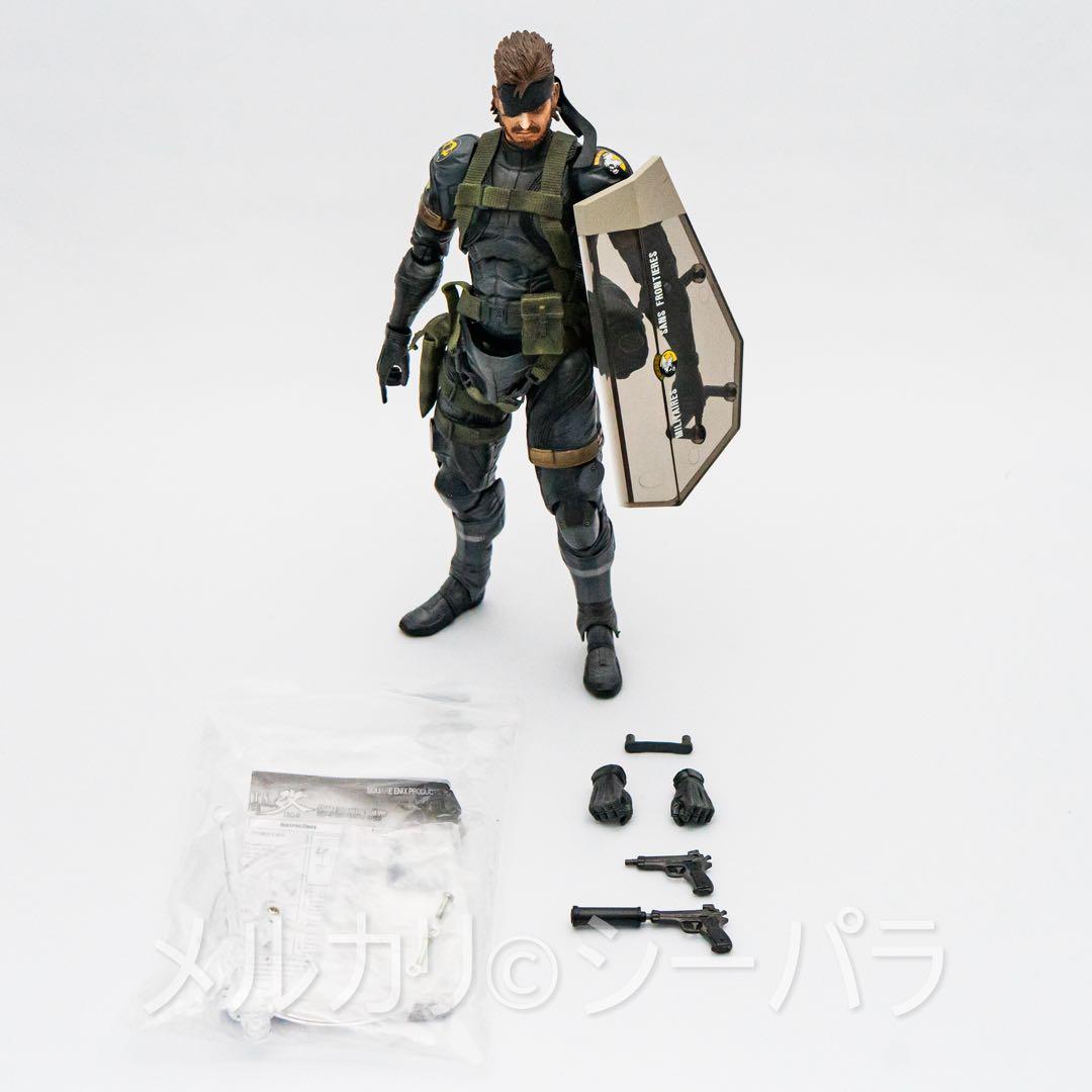 プレイアーツ　メタルギアソリッド　スネーク