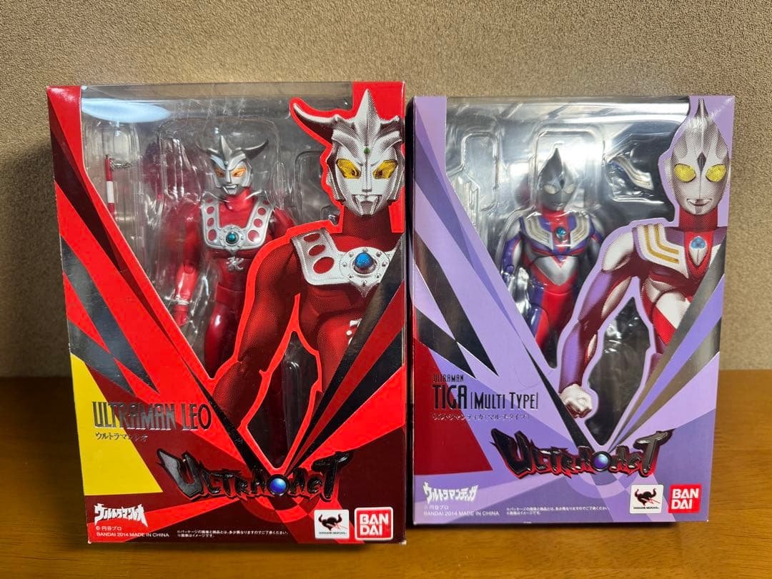 ウルトラアクト　ウルトラマンレオ & ティガ　２種セット