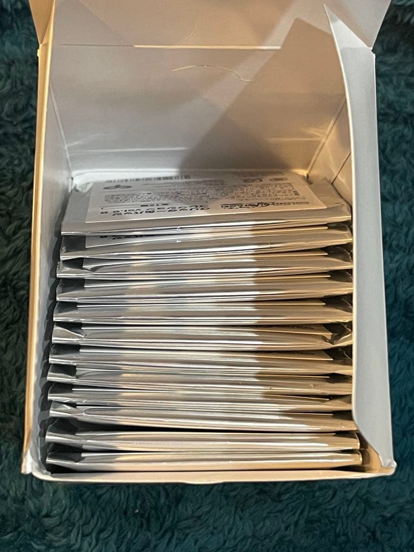 プロセカ グリッター缶バッジvol.6 B 箱付き未開封12個セット BNW