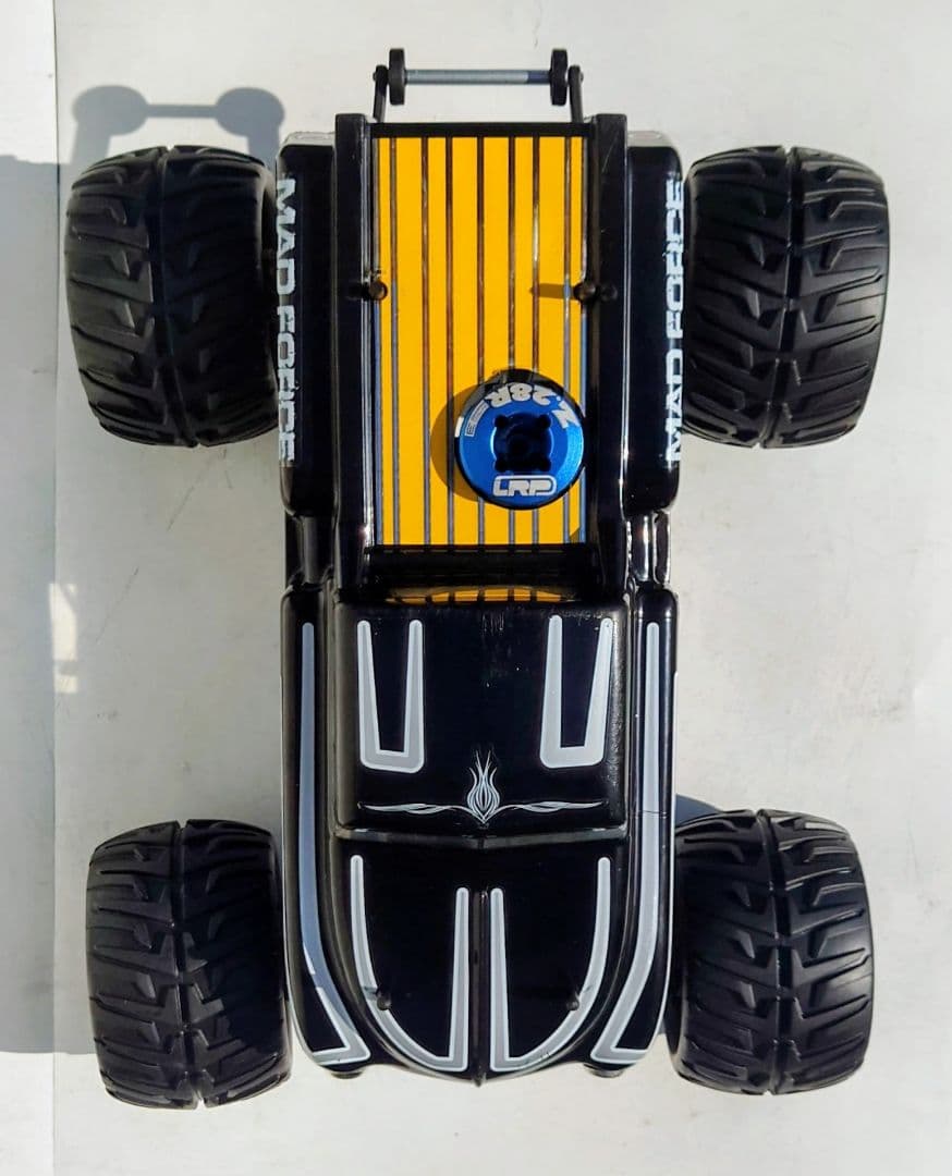 爆速仕様！京商 1/8 GP 4WDモンスタートラック 28エンジン ロトスタ付