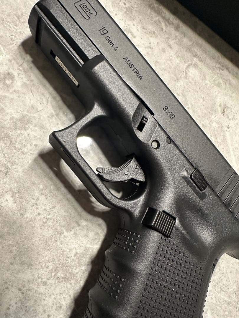 【マガジン2本＋おまけ】東京マルイ グロック19 Gen4