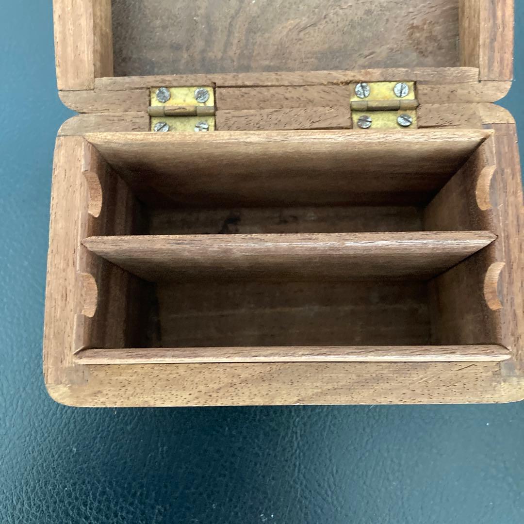 木製彫刻箱　カードケース　アンティーク　ヴィンテージ