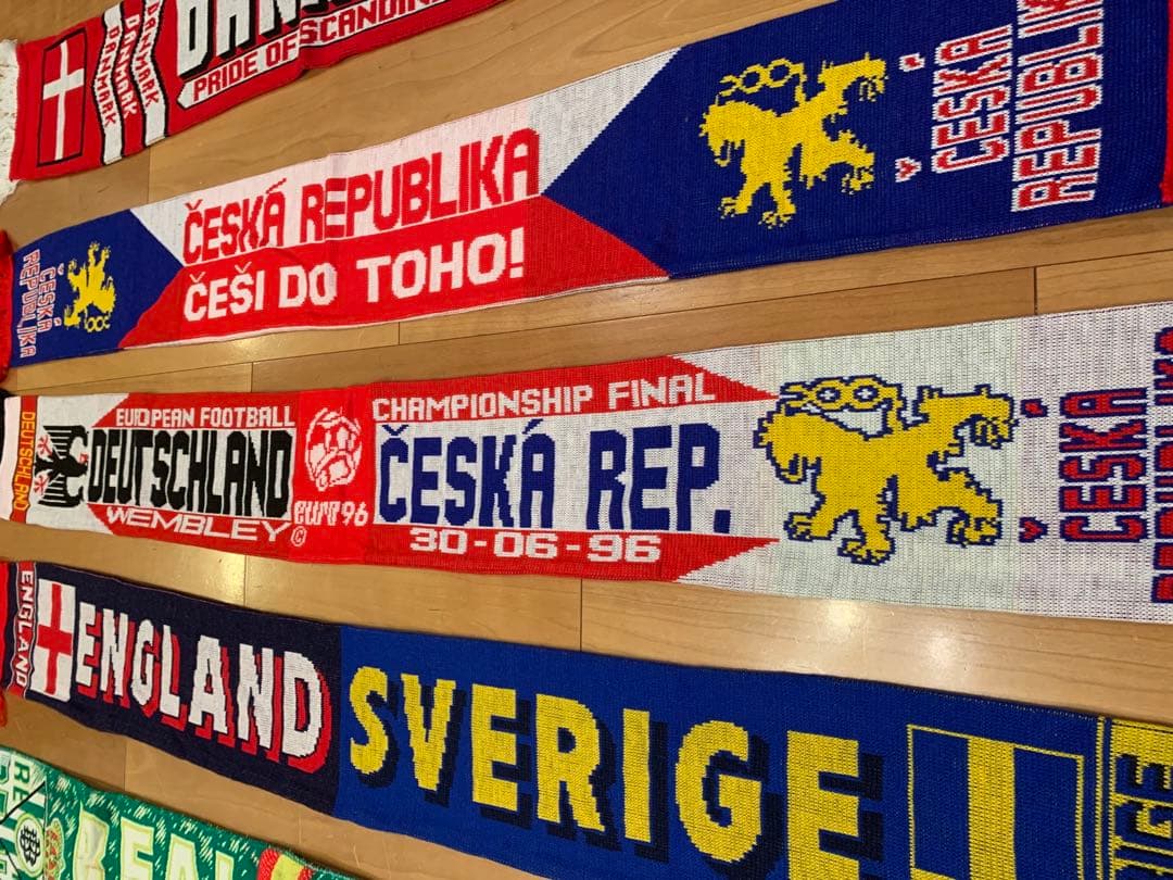 【最終値下げ】サッカー　海外　マフラーセット　現地調達　5点セット