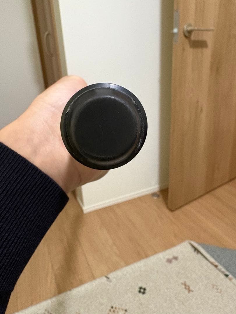 ビリヤードキュー 黒と木製