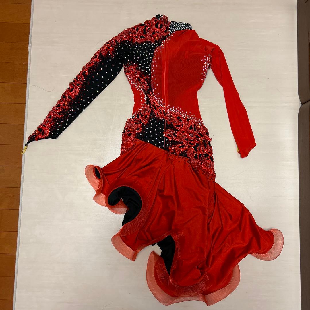 社交ダンス　ドレス　ラテン