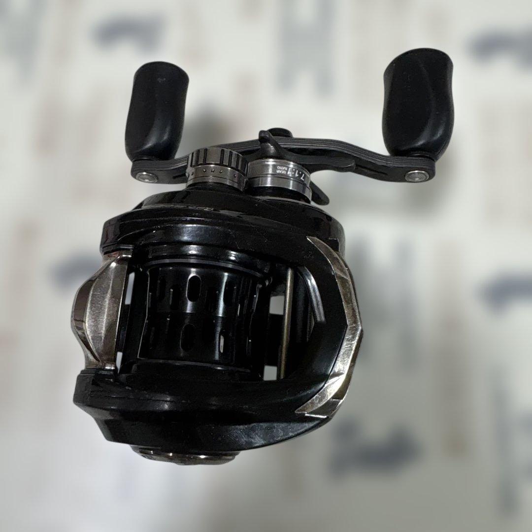 アブガルシア　　 REVO SLC(レボ エスエルシー) IB7-L 左巻き