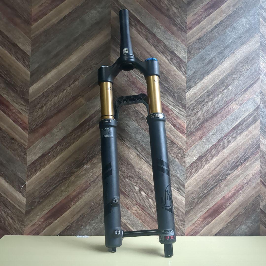 foxサスペンションフォーク ブラック/ゴールド