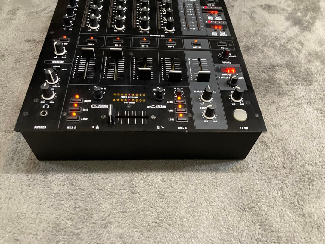 Behringer DJミキサー DJX900USB