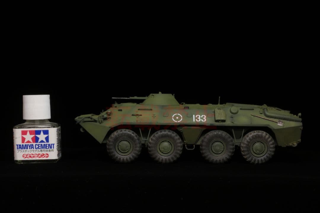 【完成品】 1/35 ソビエト軍 BTR-70 プラモデル トランペッター