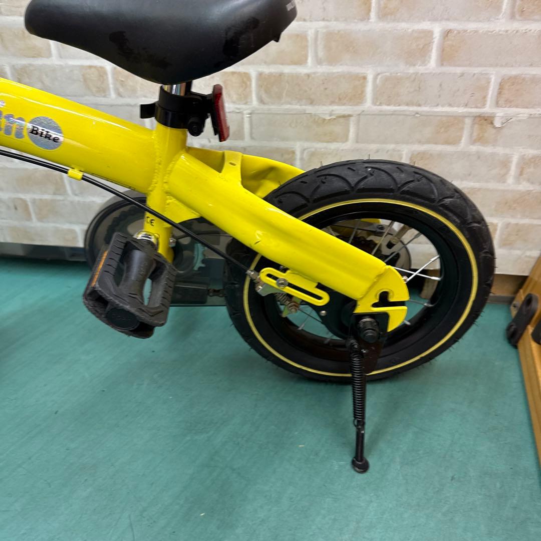へんしんバイク　黄色　バランスバイク　キックバイク