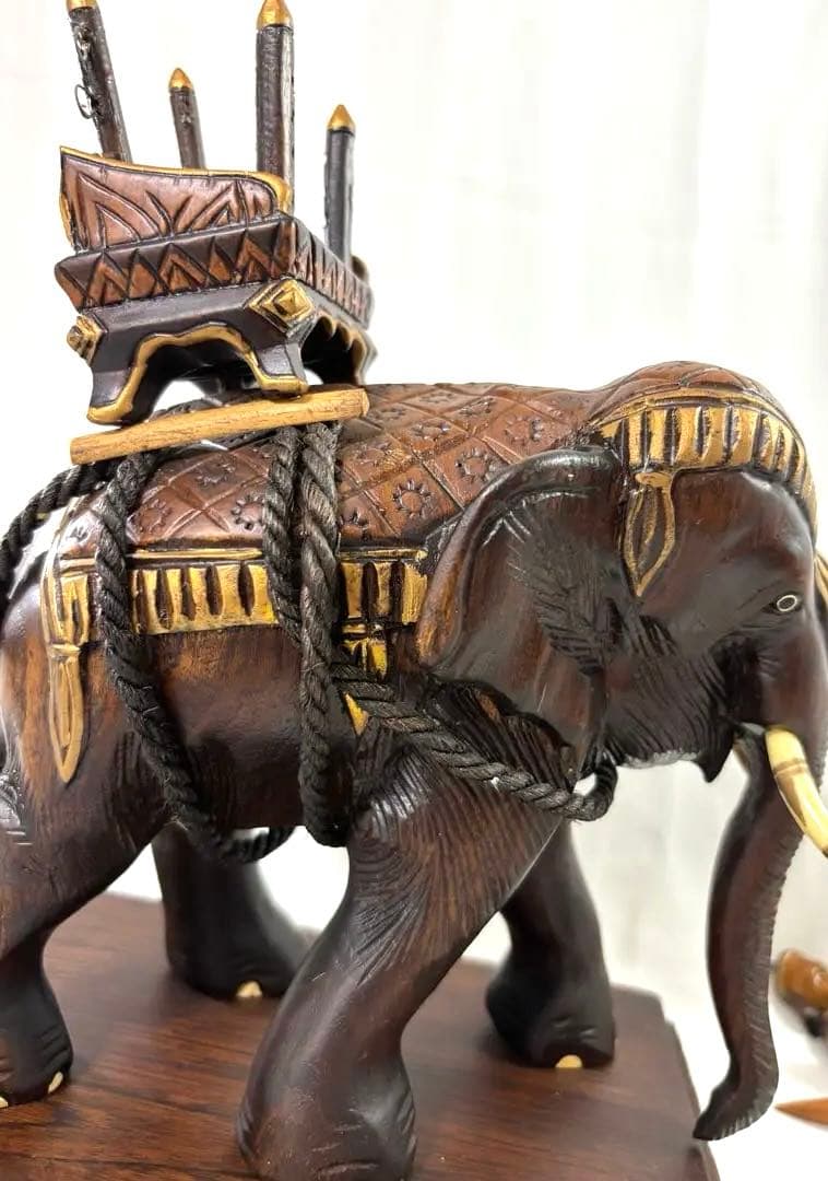 【木彫】タイ製ヴィンテージ　戦士と象