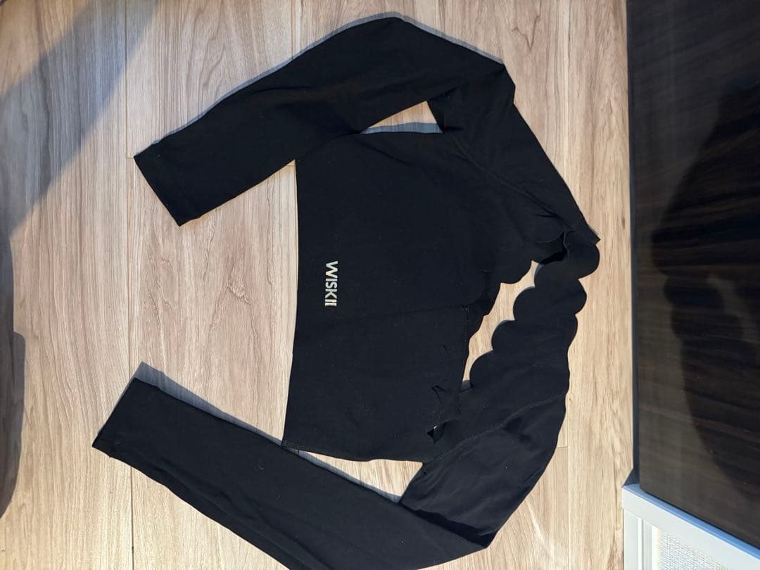 【レア】wiskiiトレーニング ウェア 上　ブラック S