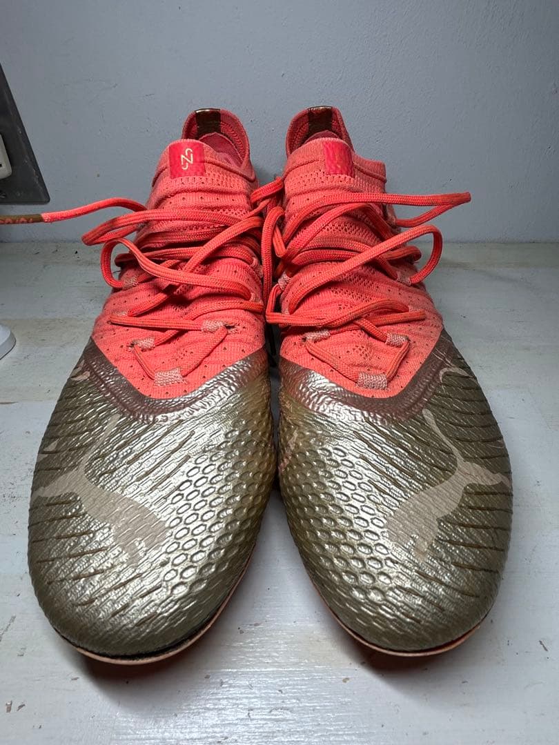 Puma サッカーシューズ ネイマールスパイク ゴールド