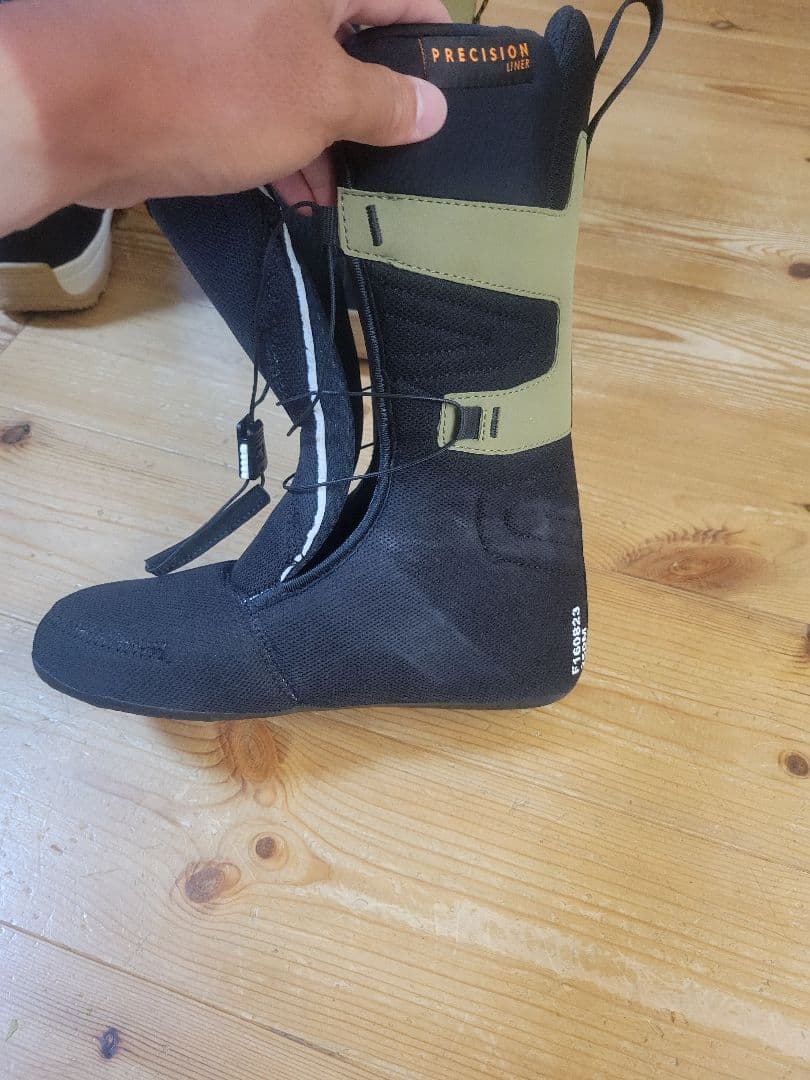 SALOMON SYNERGY サロモン シナジー