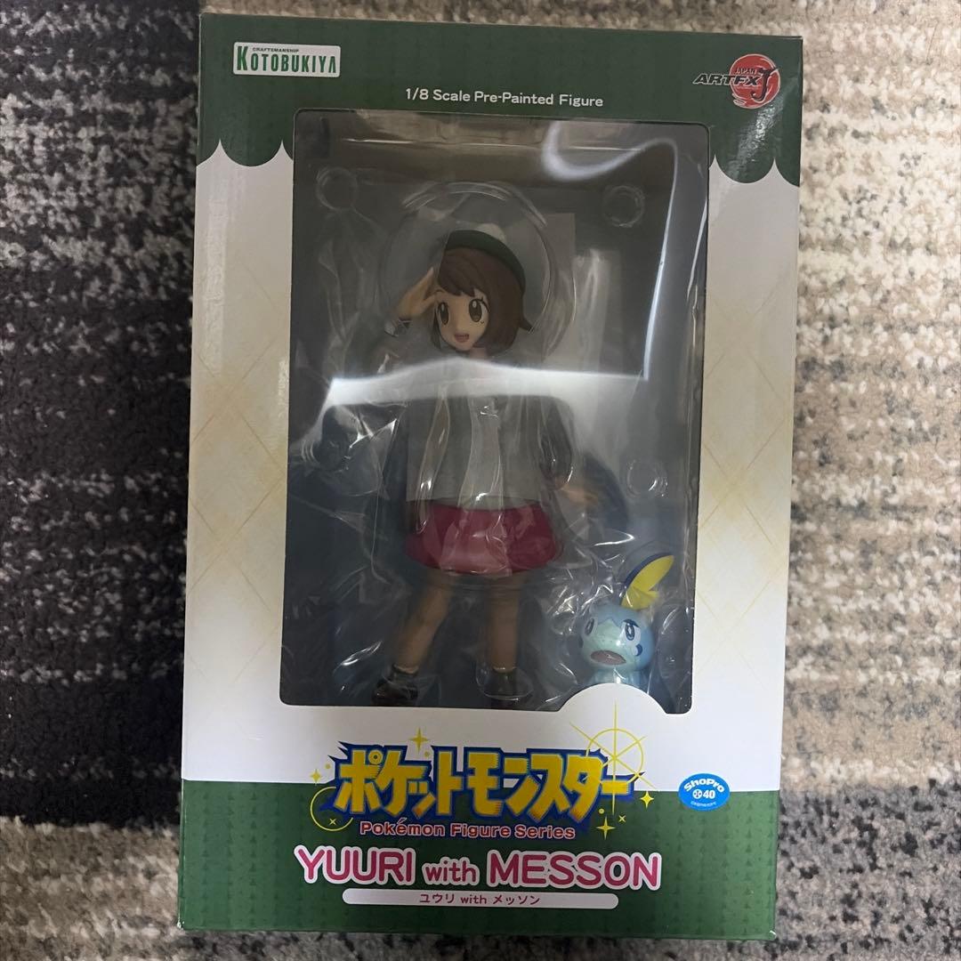 ポケモン ユウリ with メッソン 1/8スケールフィギュア