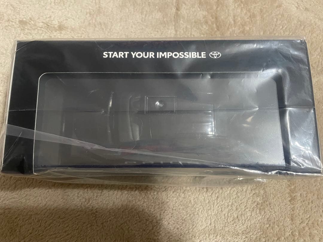 トヨタ 新型プリウス ミニカー アティチュードブラックマイカ カラーサンプル