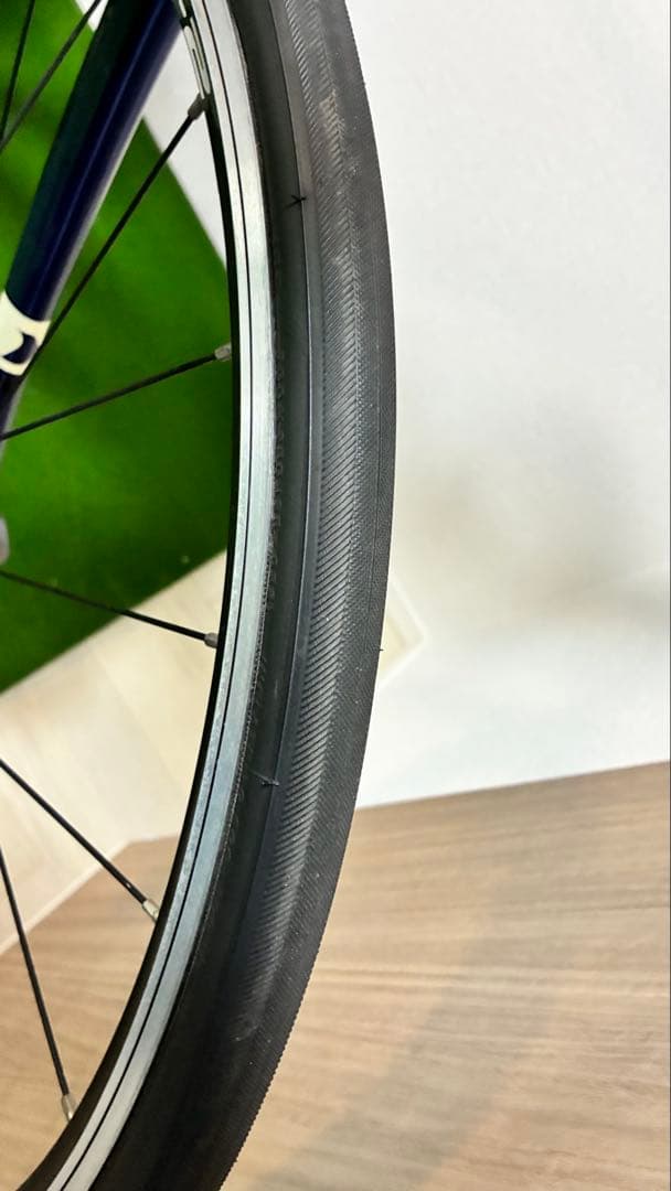 Louis Garneau ネイビーロードバイク