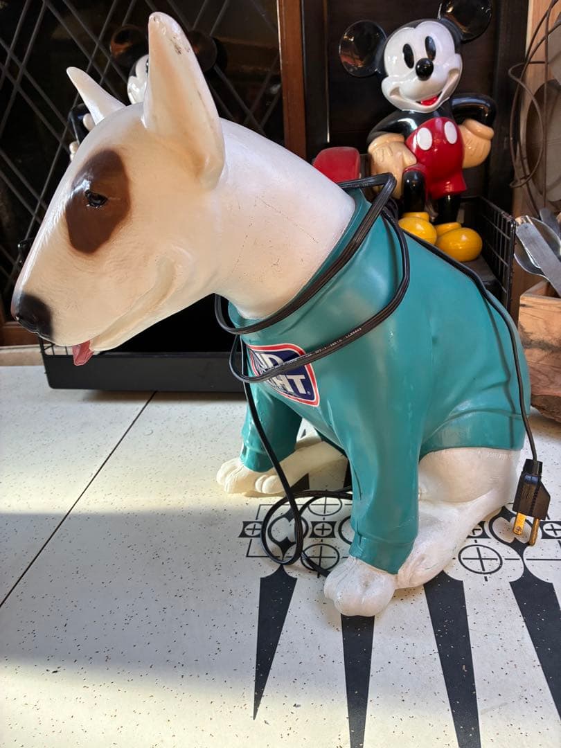 ブルテリア フィギュア 電源コード付き