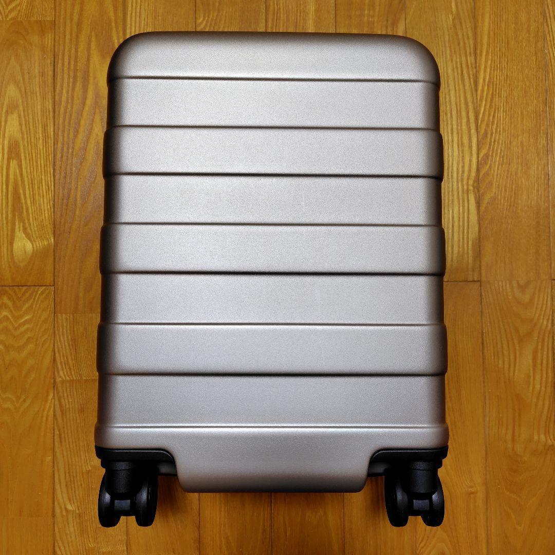 無印良品　ハードキャリーケース　ベージュ　20リットル