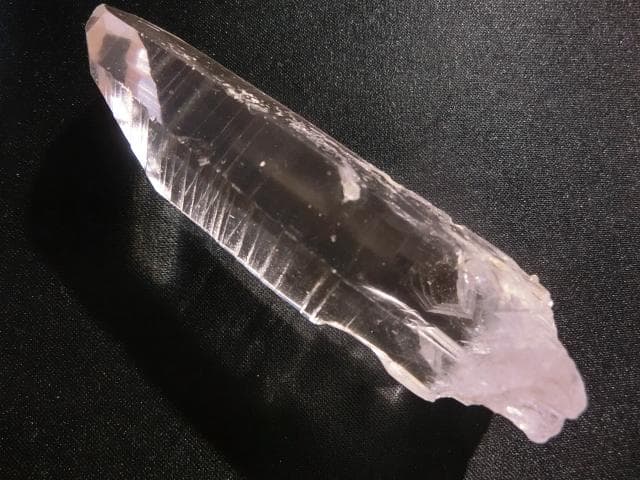 【コロンビア レムリアンシード】 貫入水晶 キークリスタル