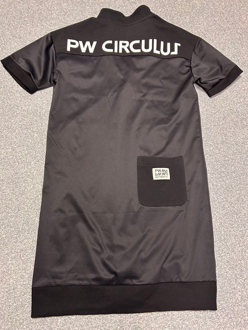 PW CIRCULUSブラックワンピース　定価20,900円