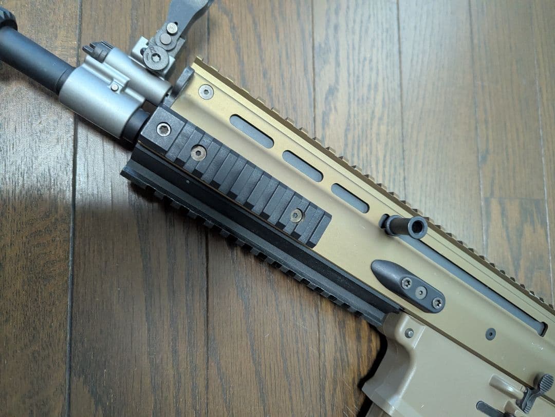 東京マルイ　次世代電動ガン　SCAR-H FDE
